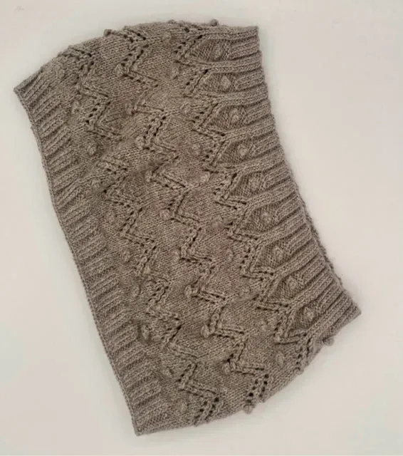 Oat Bobble ZigZag Wool Knit Cowl