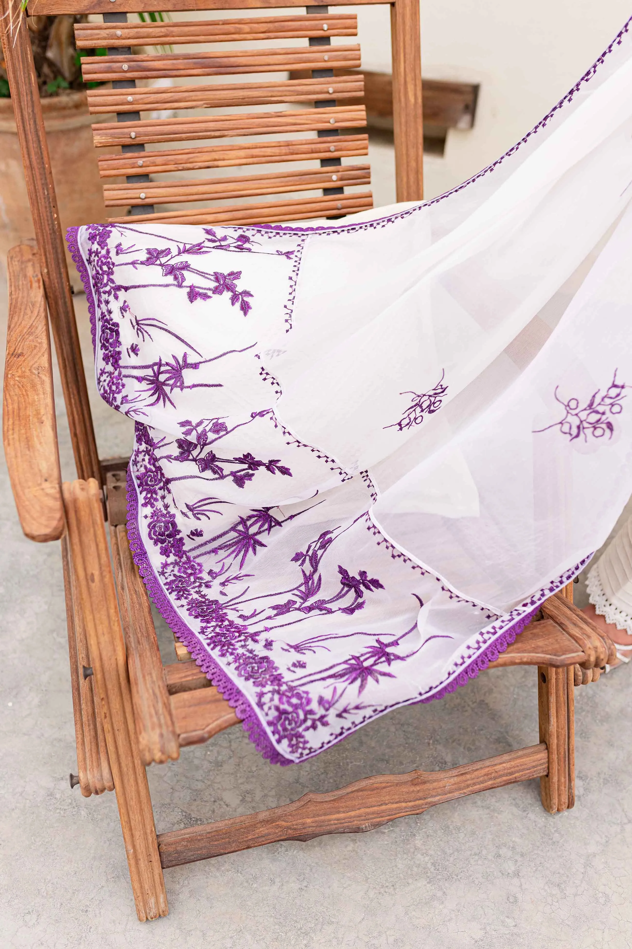 Sable Vogue Shiree Lawn Collection – Plum Orchid