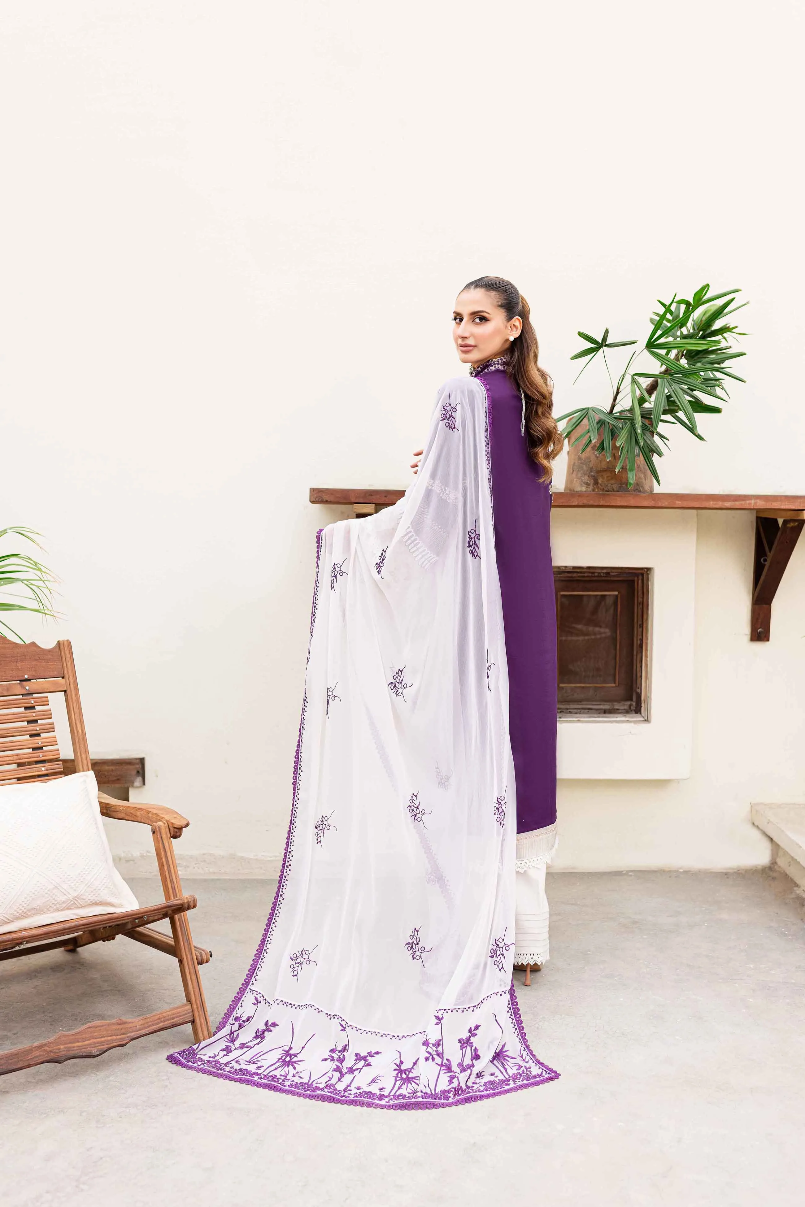 Sable Vogue Shiree Lawn Collection – Plum Orchid